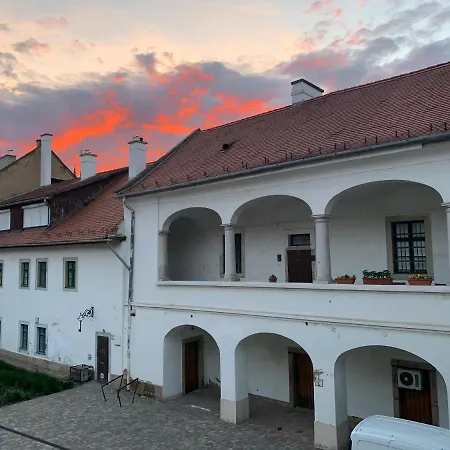 Forst-haz Apartment Eger